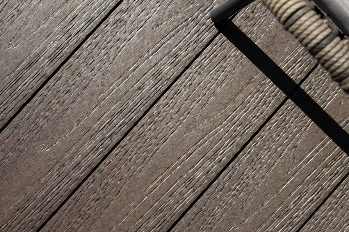 CHOCOLATE Composite Decking 2.9m x 14.6cm x 2.5cm